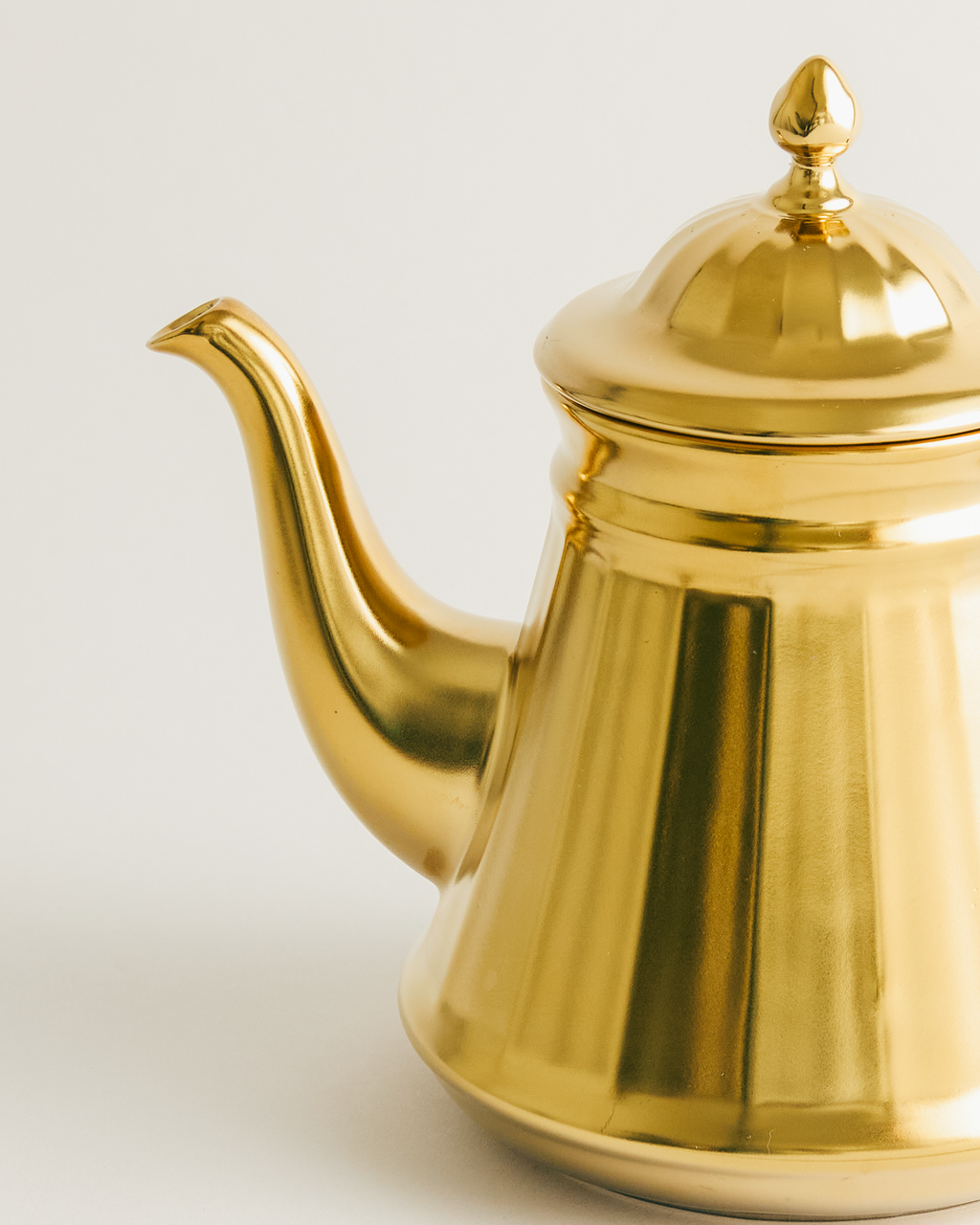 Moroccan Muse Teapot Matte Gold