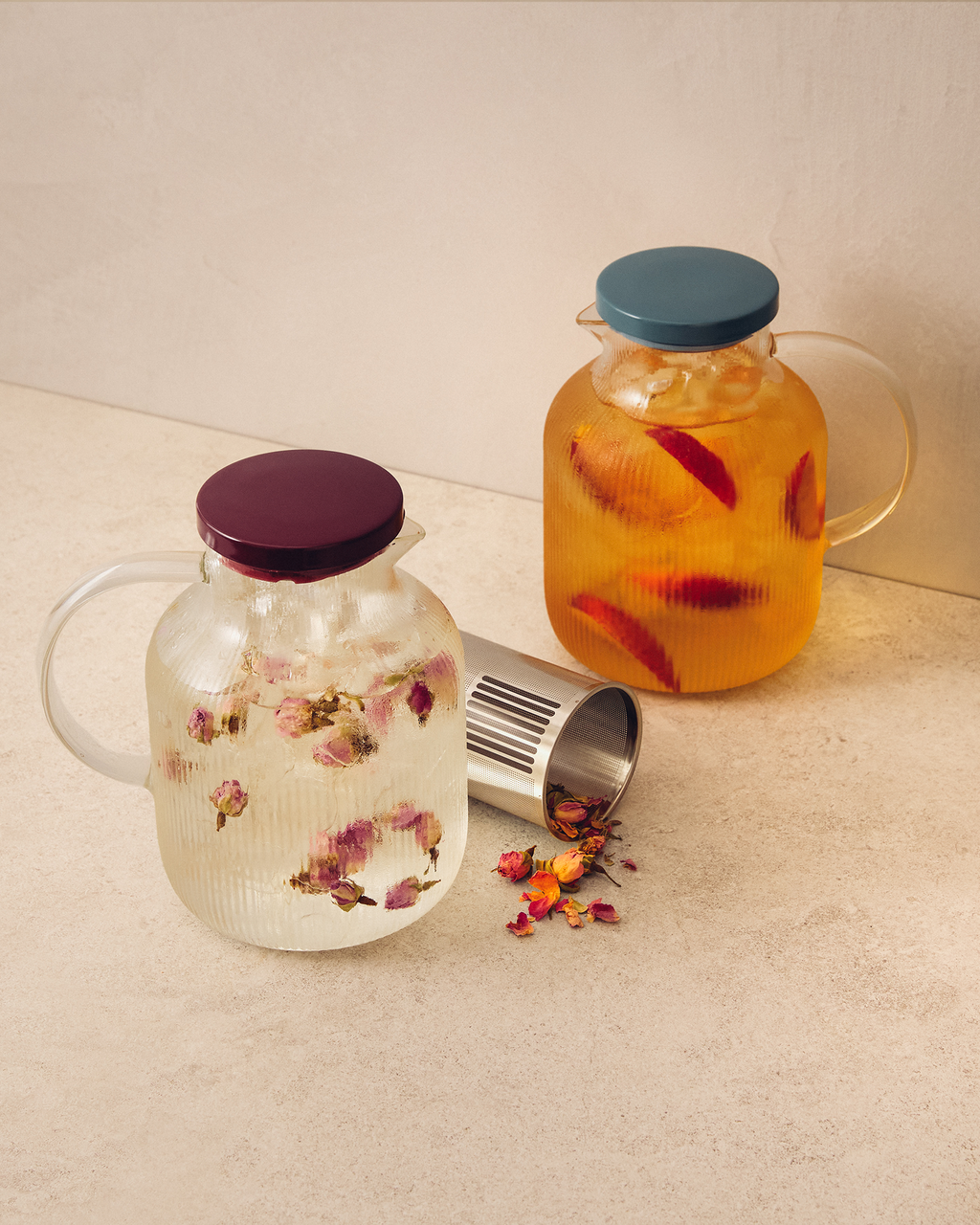 Chill Me Glass Iced Tea Jug Burgundy