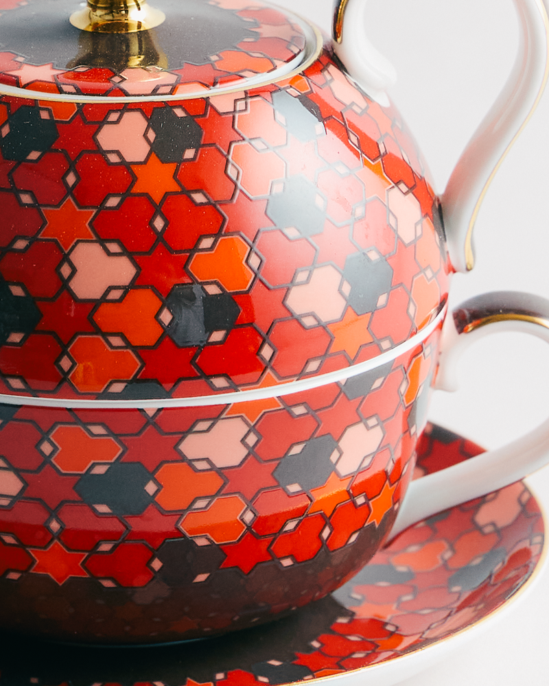 Nomad Nights Red Tea For One