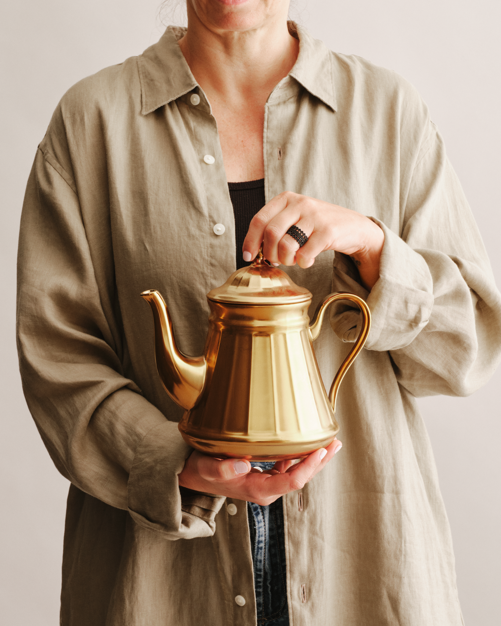 Moroccan Muse Teapot Matte Gold