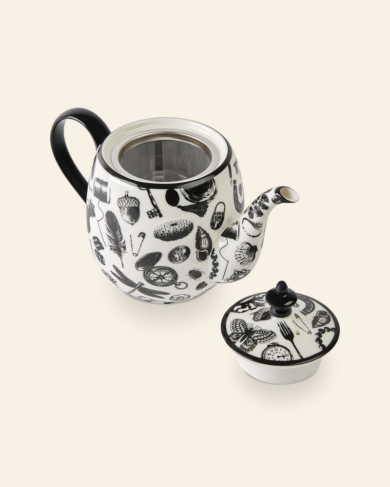 Curios Teapot Black