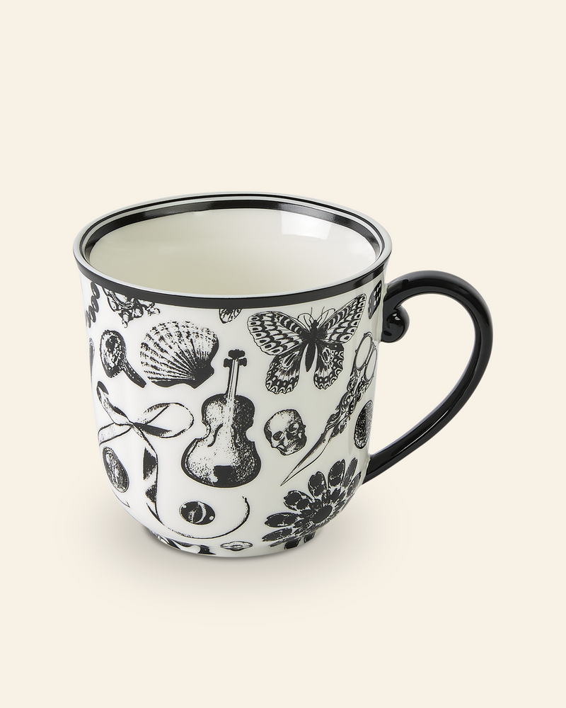 Curios Pretty Mug Black