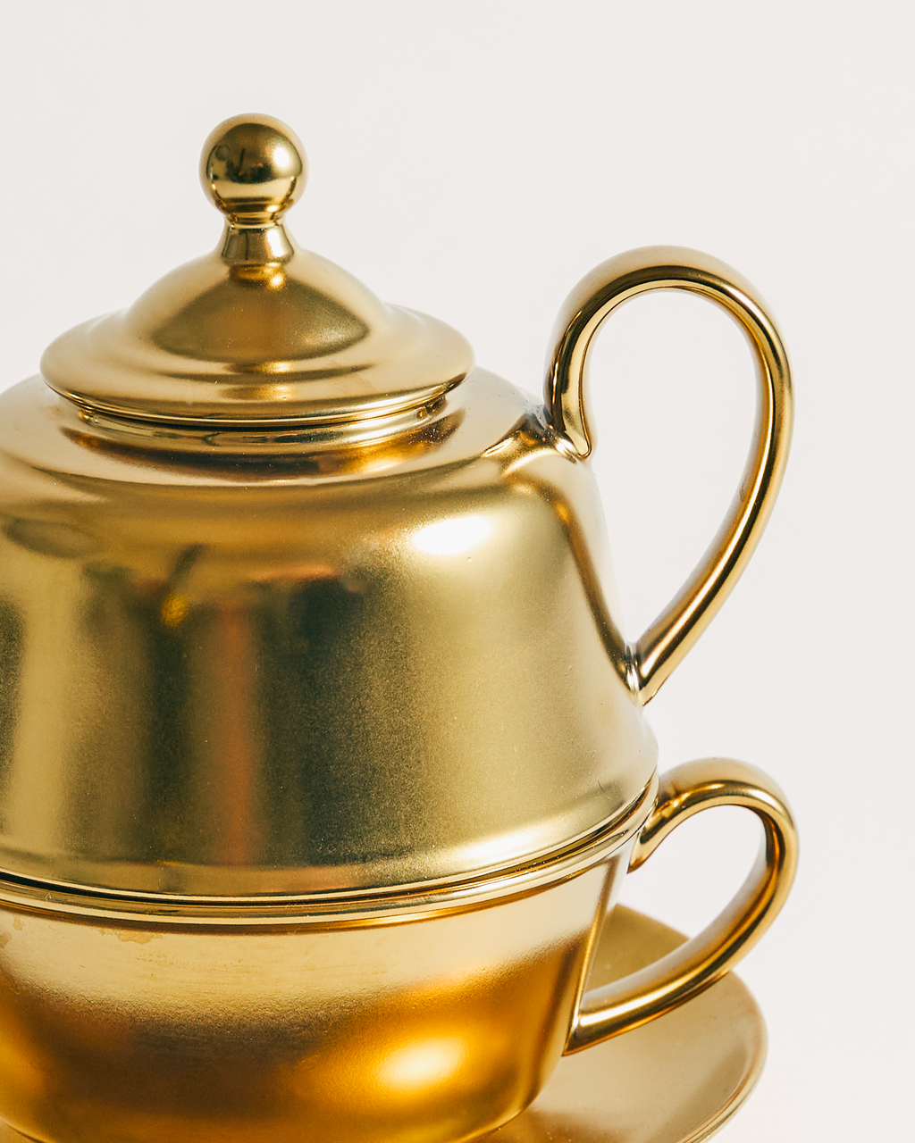 Well Well Well Gold Tea For One