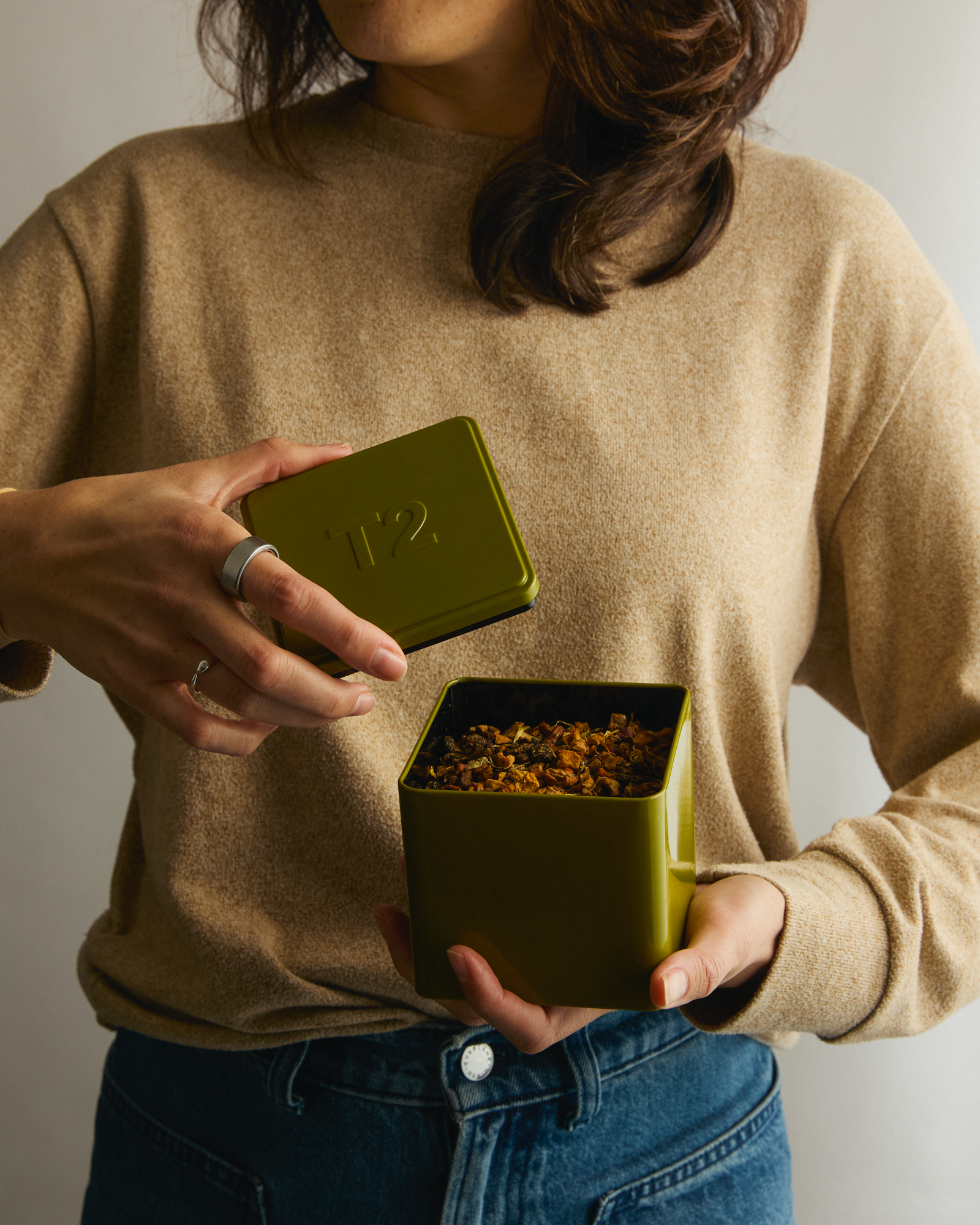 T2 One Box Tin Olive