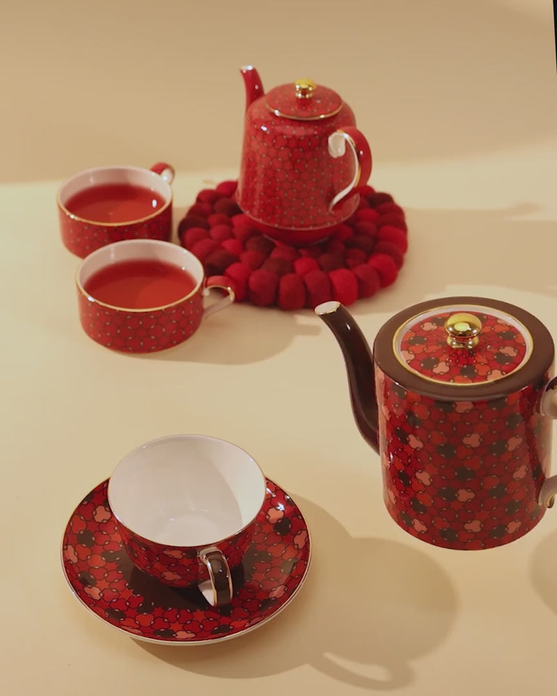 Nomad Nights Red Tea For One