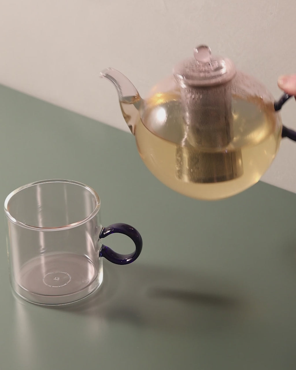 Sorbet Pink/Blue Teapot